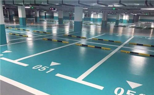 舟曲舟曲环氧地坪中涂：构筑坚固地面的关键环节